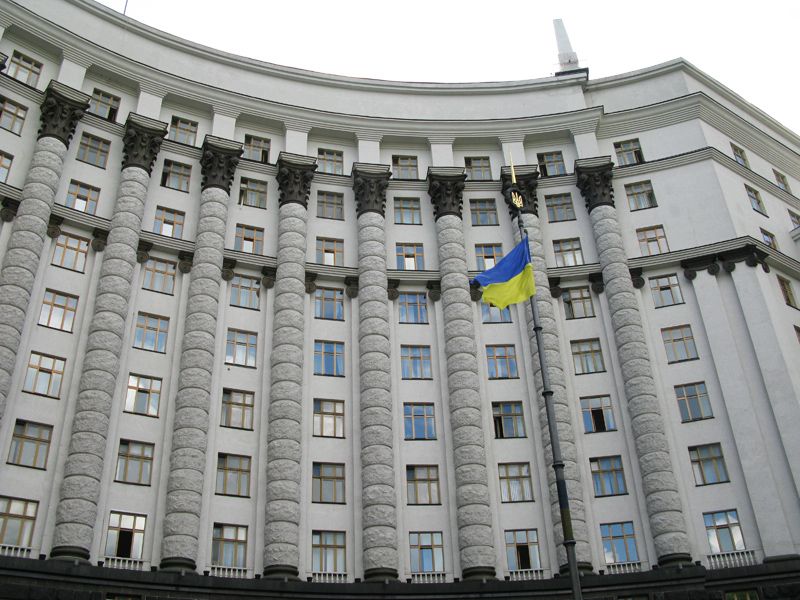 Кабмин сегодня утвердит программу восстановления и развития мира на востоке Украины