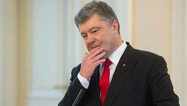 «Радует, что народ раскусил финансируемую РФ гоп-компанию под Радой» – Порошенко