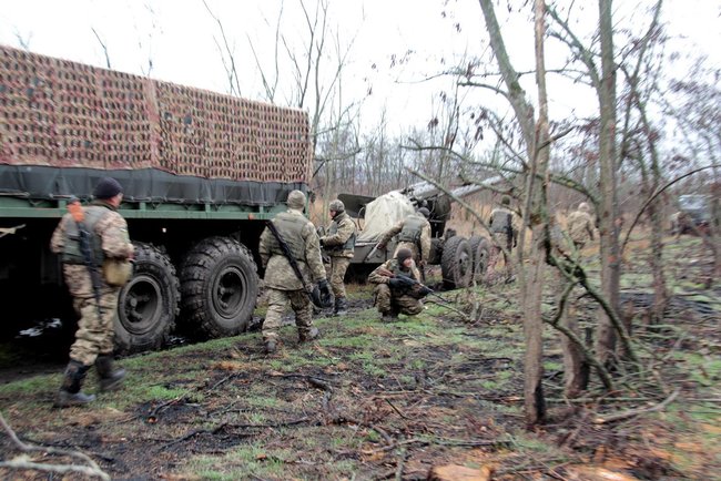 Артиллеристы ВСУ в ходе учений на Донбассе отработали упражнение “Перекат”, – штаб.