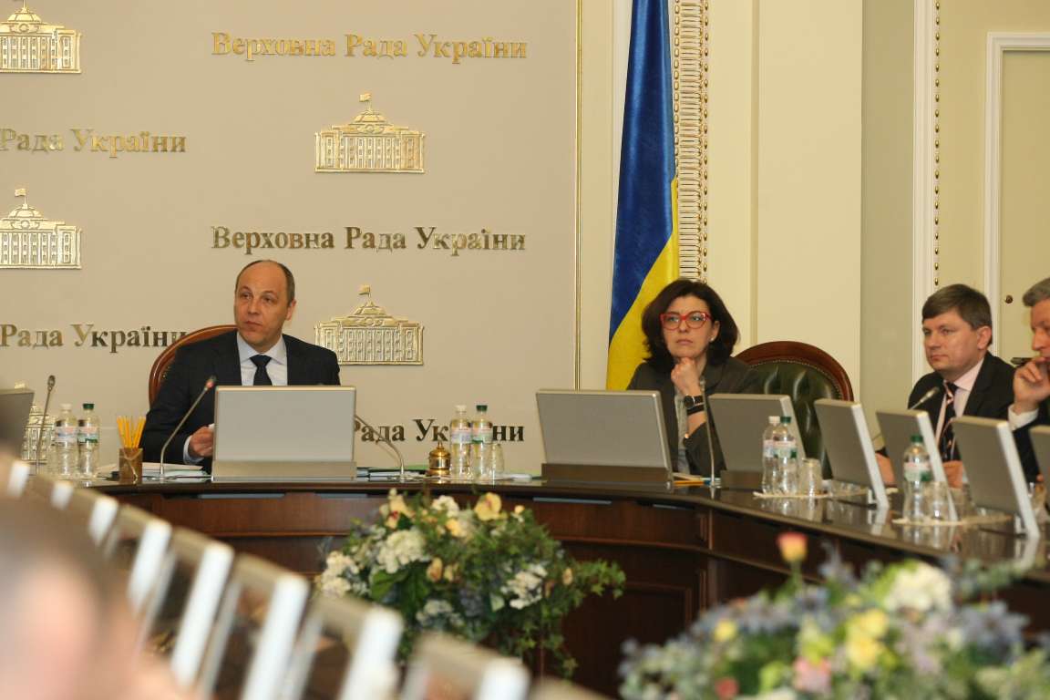 ВРУ продлит мораторий на продажу с/х земель до 2018 года – Парубий