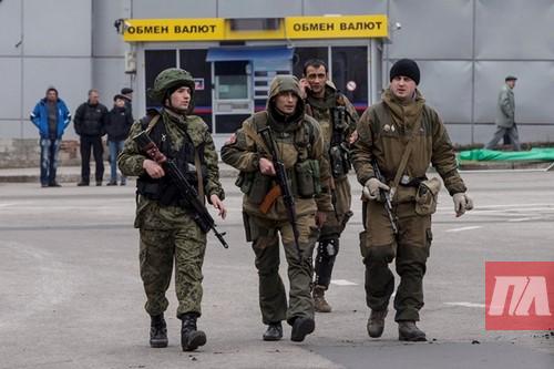 Лидер боевиков Захарченко отменил “комендантский час”