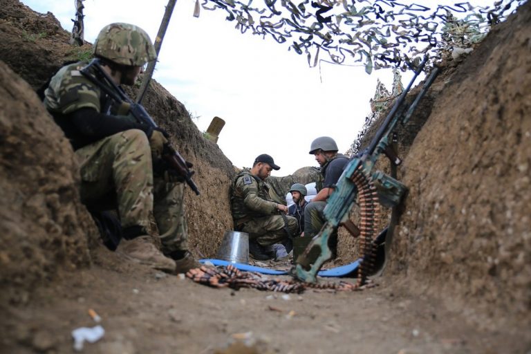 Наемники РФ дважды нарушили перемирие обстрелами на Донецком направлении, – штаб АТО
