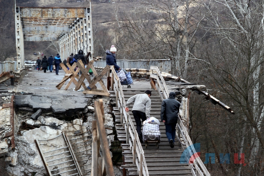 Переход в Станице Луганской будет закрыт два дня из-за ремонта моста