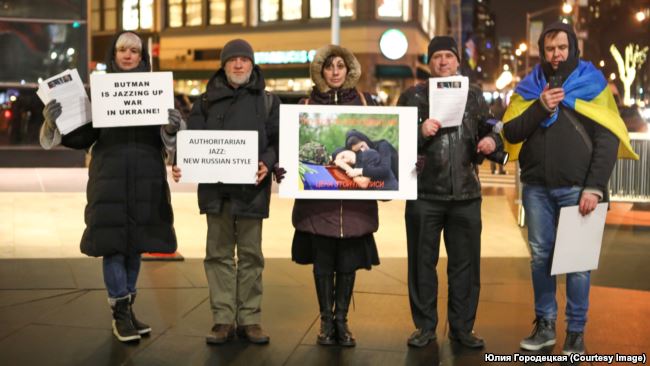 В Нью-Йорке протестуют против приезда российского джазмена, поддержавшего аннексию Крыма