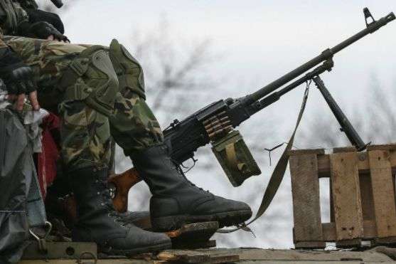 В «армию» боевиков «ЛНР» срочно набирают пулеметчиков и стрелков
