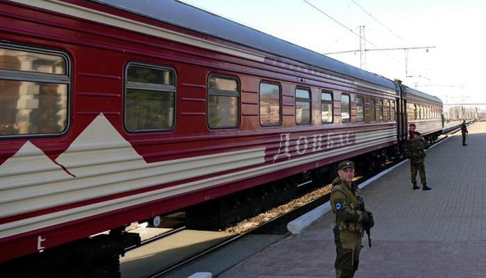 «Аэропорт когда будет?»: в сети обсуждают обещание главаря «ДНР» Захарченко запустить поезда в РФ