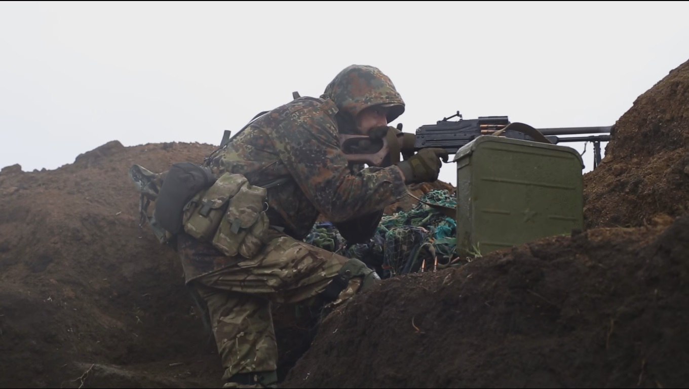 За прошедшие сутки один украинский воин получил боевую травму, враг 4 раза открывал огонь по позициям ВСУ, – штаб АТО
