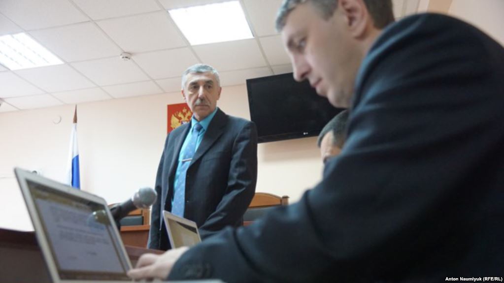 Эксперты в суде не нашли призывов в высказываниях крымскотатарского активиста Кадырова