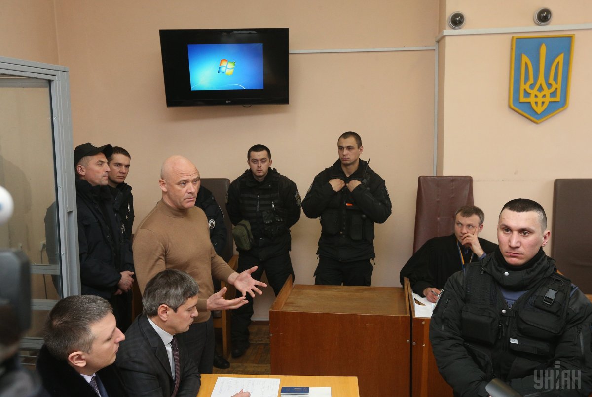 Суд отпустил Труханова на поруки