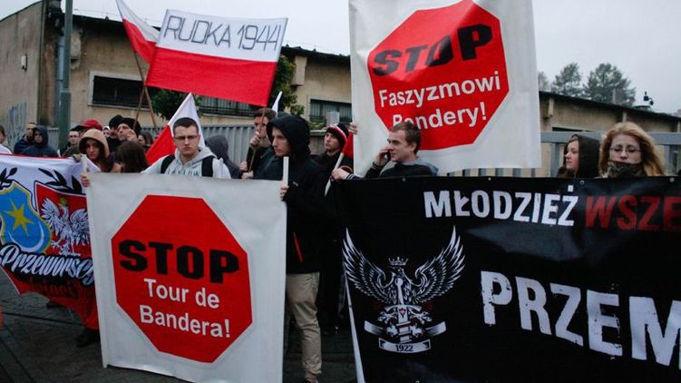 Украинским историкам теперь опасно работать в Польше – Вятрович