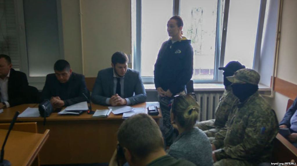 Суд в Херсоне арестовал задержанную на админгранице крымчанку Елену Одновол