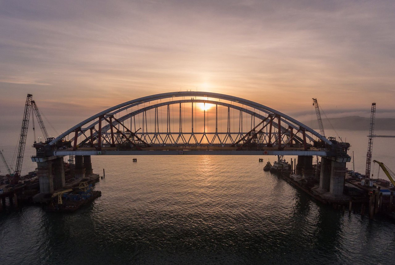 Наступило то «светлое маразматическое будущее», – Янковский об открытии Керченского моста