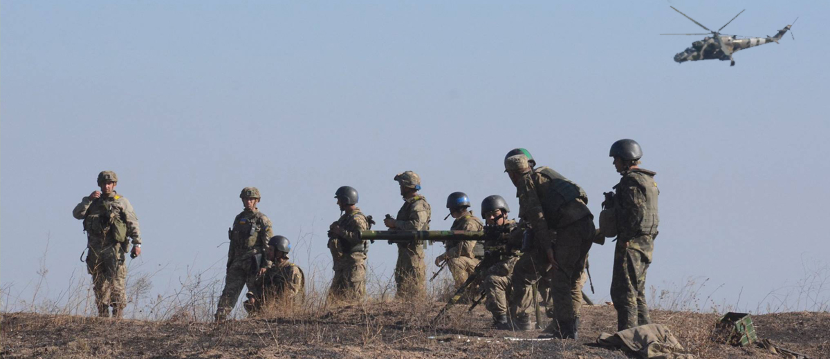 Штаб ООС: Боевики 32 раза открывали огонь, ранены трое бойцов