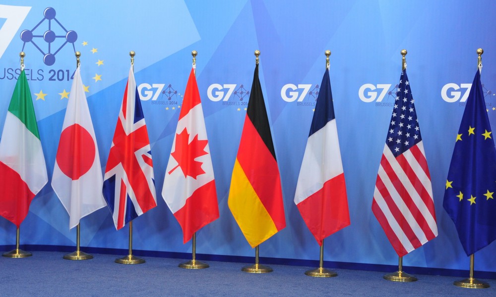 Послы G7 и президент призвали Кремль освободить политузников