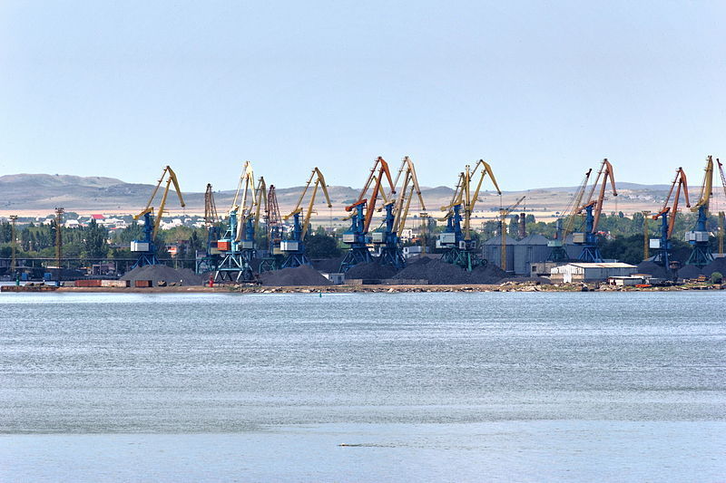Закрытые крымские порты мечтают конкурировать с Краснодарскими