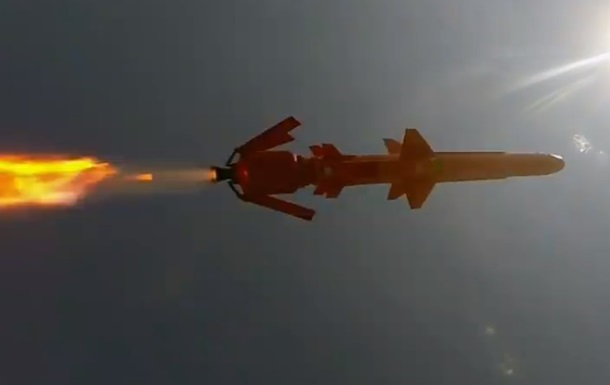 Разработчики показали испытания крылатой ракеты