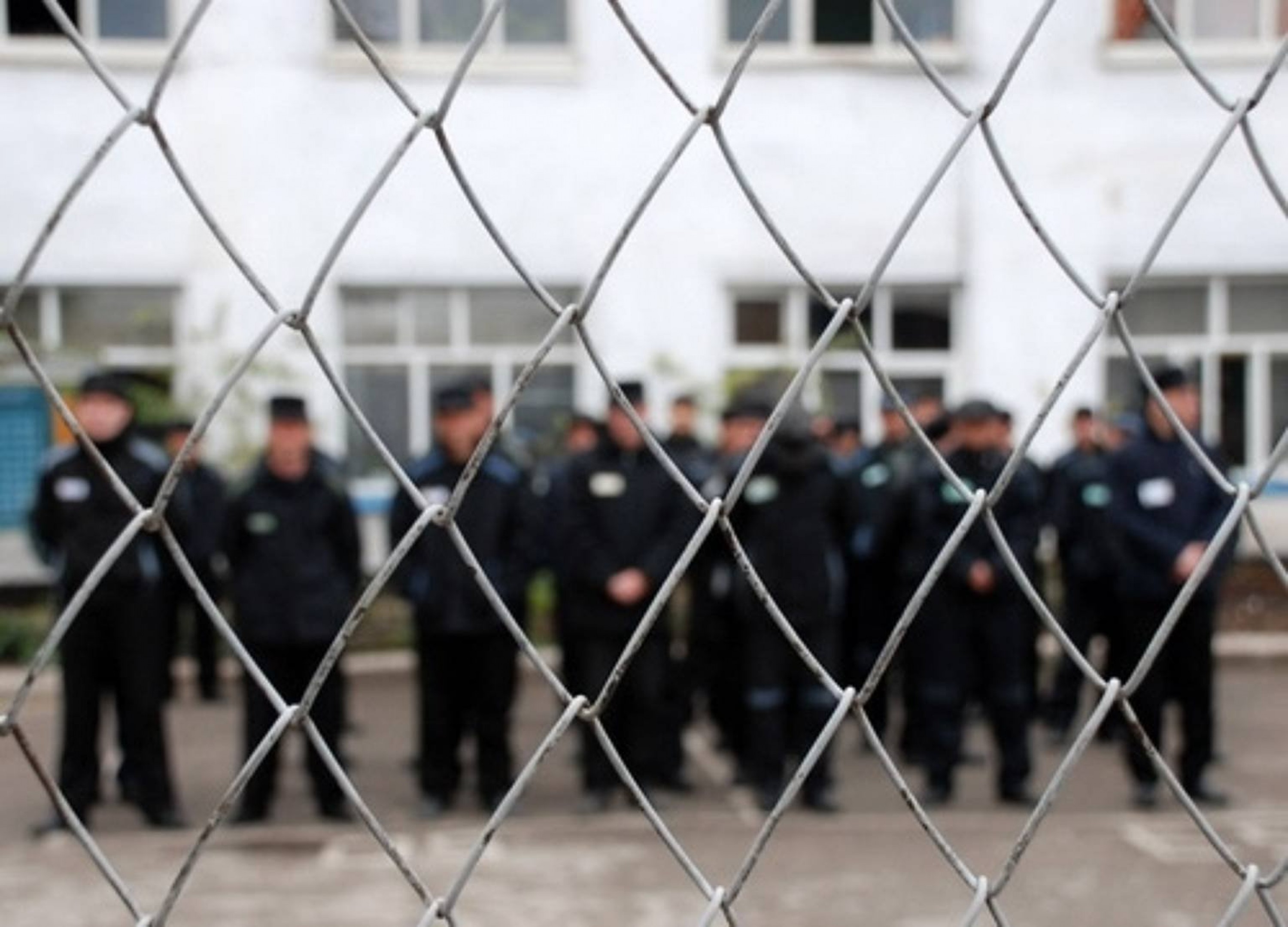 Полсотни преступников с Донбасса хотят в украинские тюрьмы