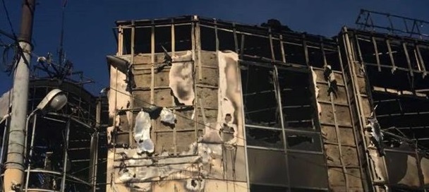 На оккупированных территориях сгорел торговый центр