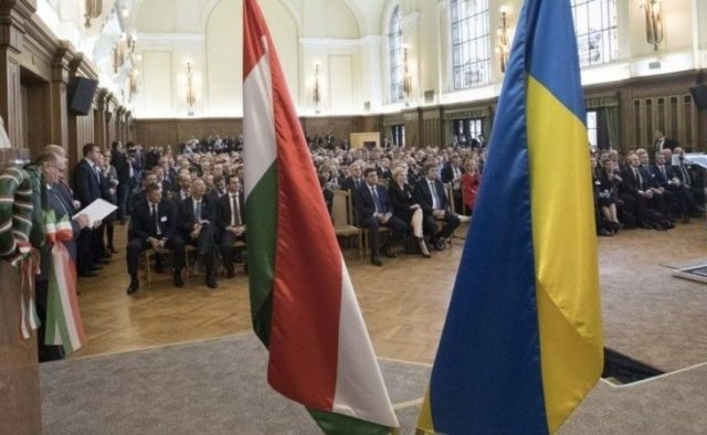 Венгрия не будет прислушиваться к украинским рекомендациям
