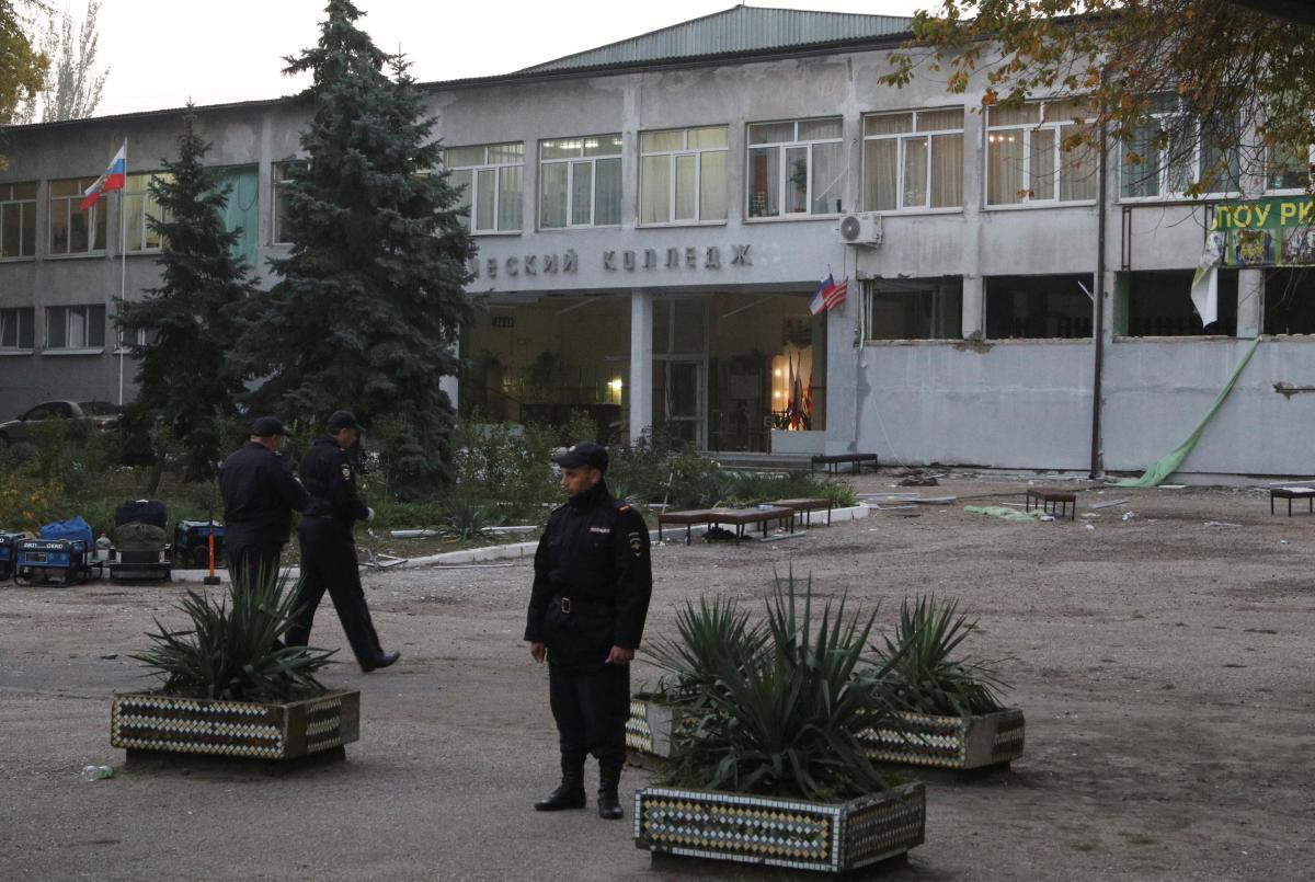 В школах оккупированного Крыма будут искать потенциальных террористов