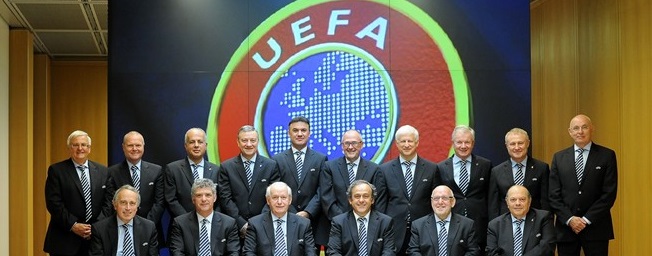 УЕФА запретил проводить матчи там, где военное положение