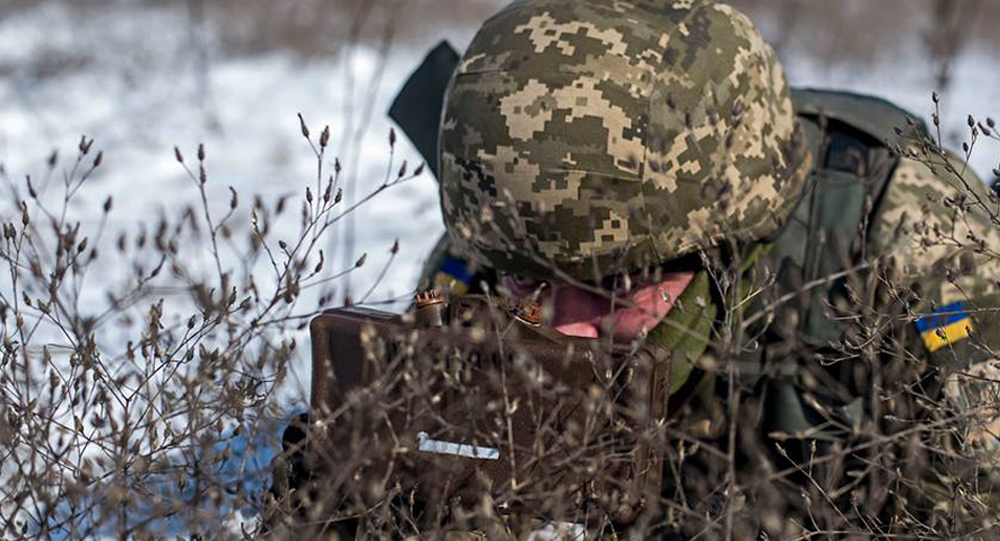 Неспокойный Донбасс: боевики продолжают обстрелы, есть раненые