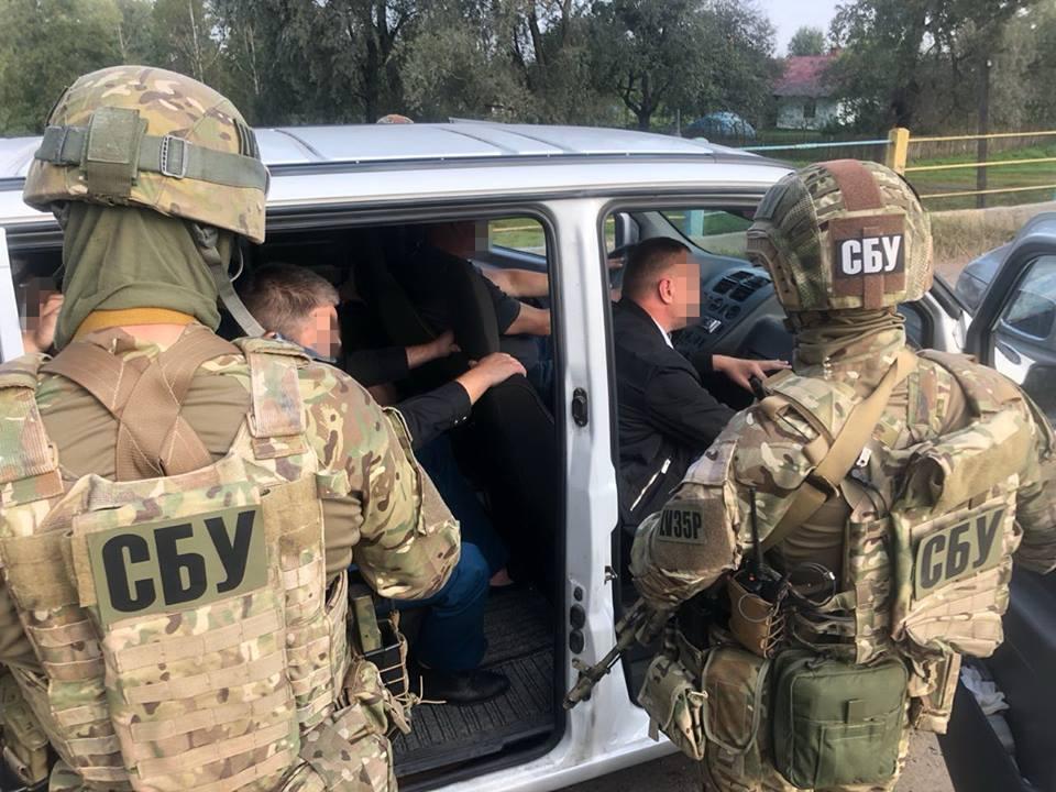 СБУ ведет следствие о попытке захвата власти из Праги