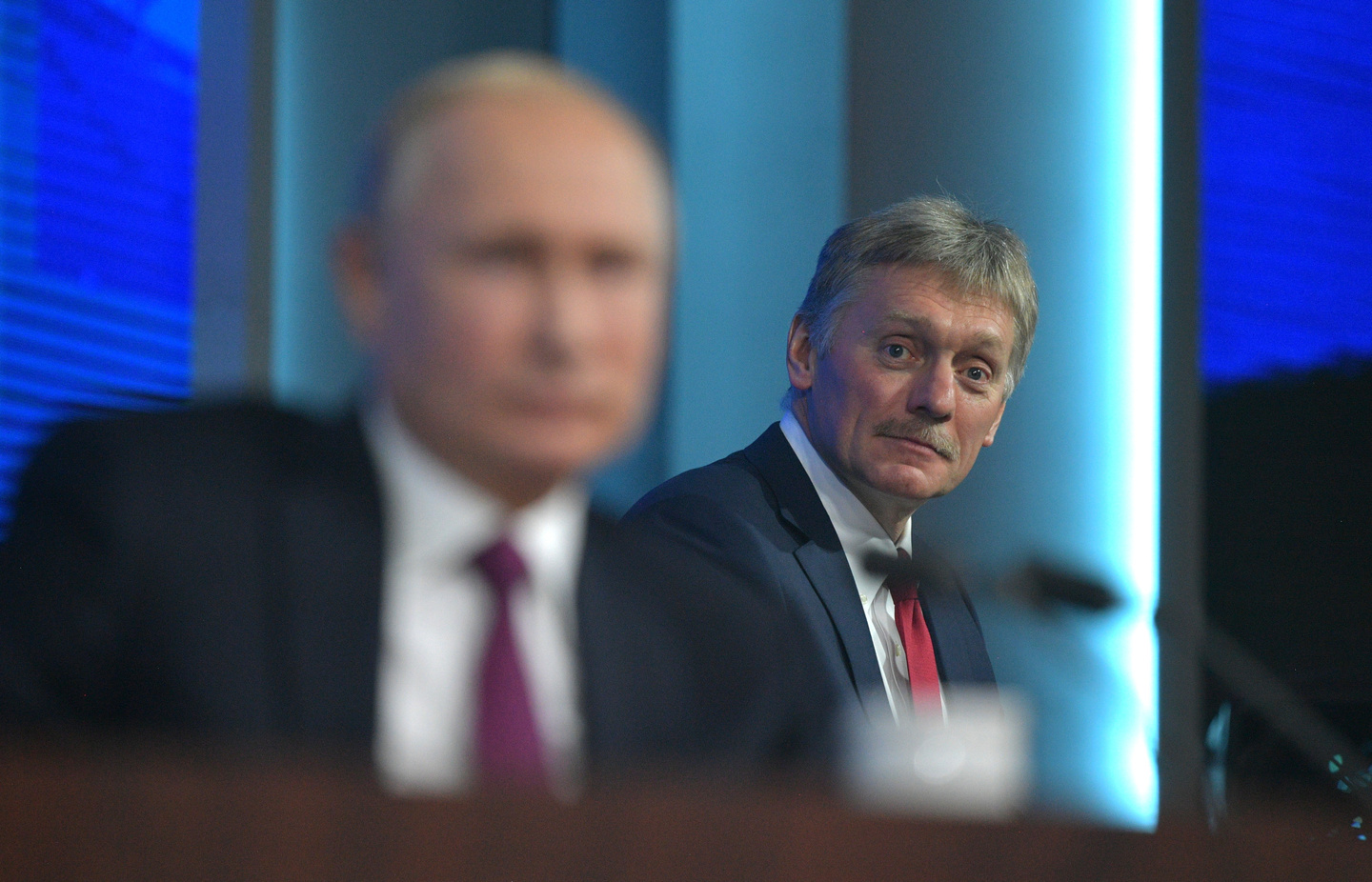 Кремль: между РФ и Украиной войны нет. Но есть «уродливые проявления»