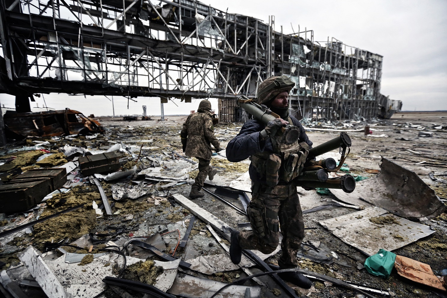 Сегодня Украина чтит защитников Донецкого аэропорта