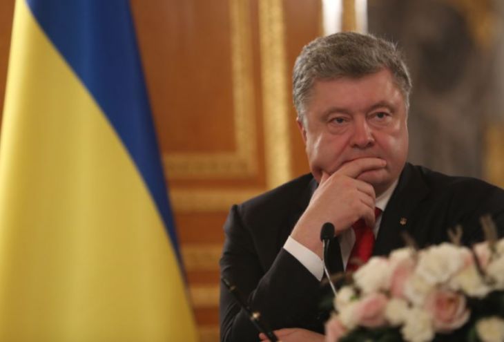 Порошенко заявил об участии в президентских выборах