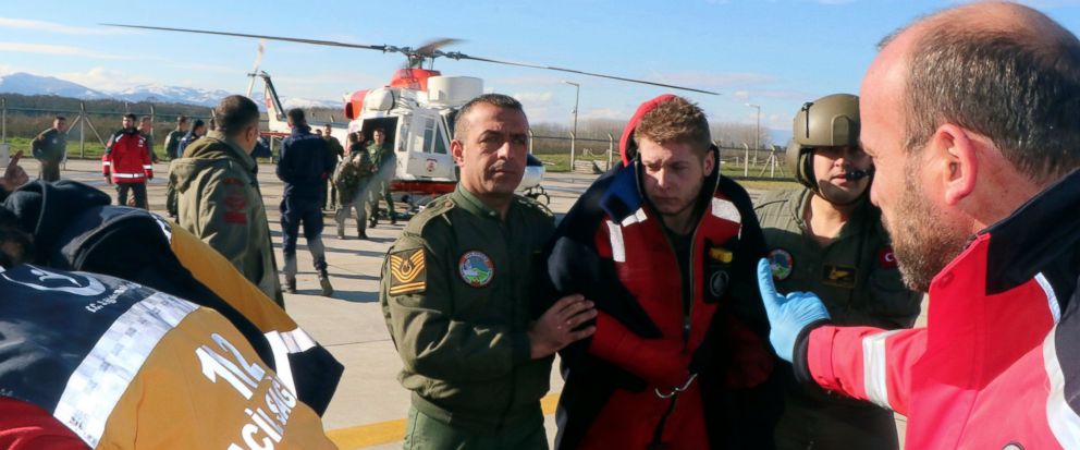 У берегов Турции затонуло судно с украинцами на борту