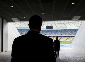 ЦИК подстроилась под стадионное шоу кандидатов в президенты