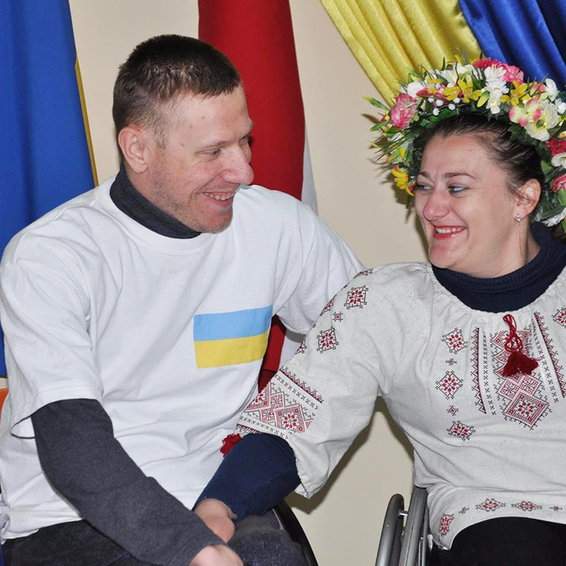 Супруги Сергей и Татьяна Бобровские ведут активный образ жизни и борются за доступность зданий и сооружений для людей и инвалидностью.