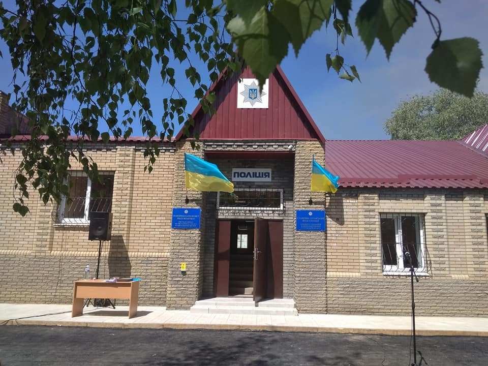 Нацполиция и Нацгвардия остаются в Станице Луганской, – МВД