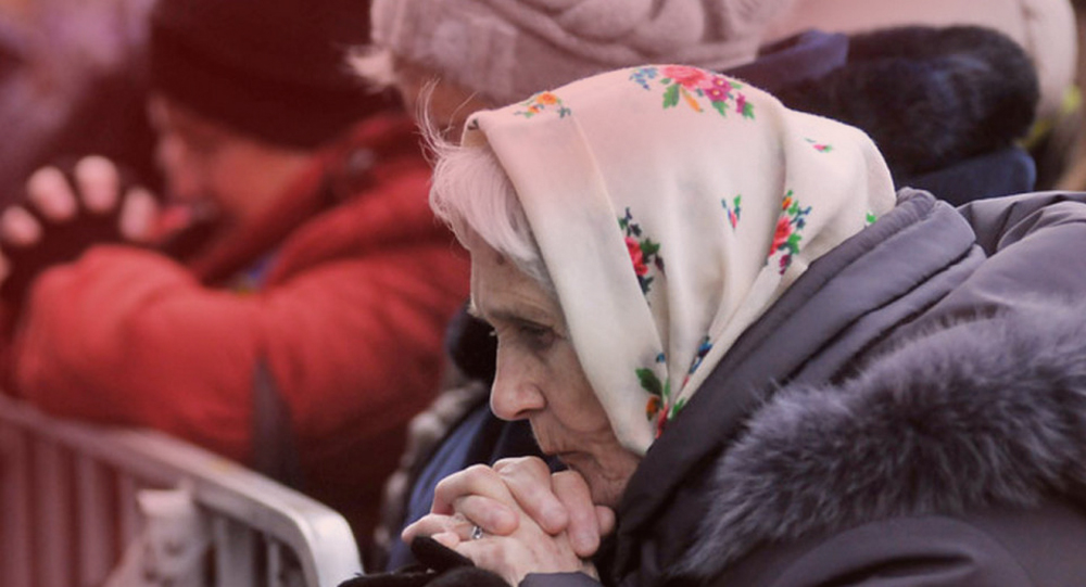 Пенсии на Донбассе: между молотом и наковальней