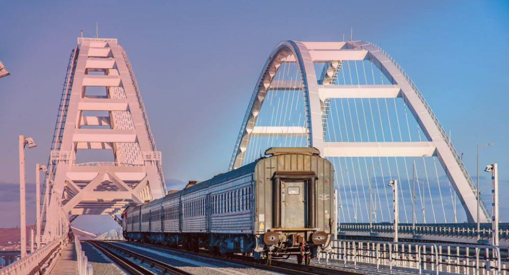 Незаконный поезд РФ в Крым: реакция Украины