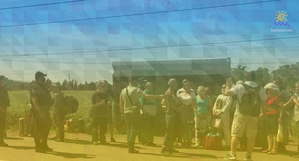 Окупанти блокують роботу КПВВ «Мар’їнка»