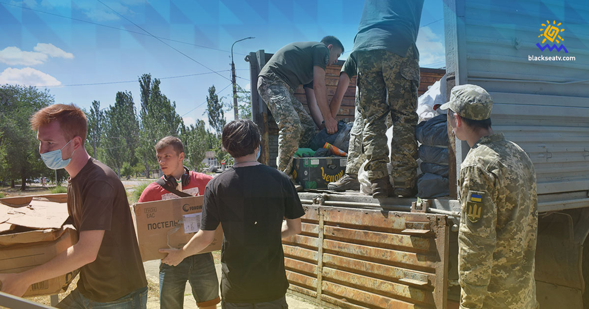 Представители ЕС передали гуманитарную помощь пострадавшим в пожаре на Луганщине