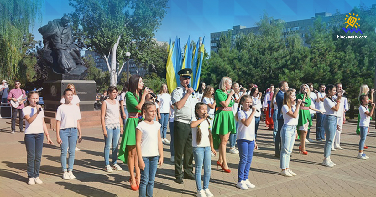 Мітинги, концерти, флешмоби та подарунки для ОРДЛО: як Донбас відзначив День Незалежності