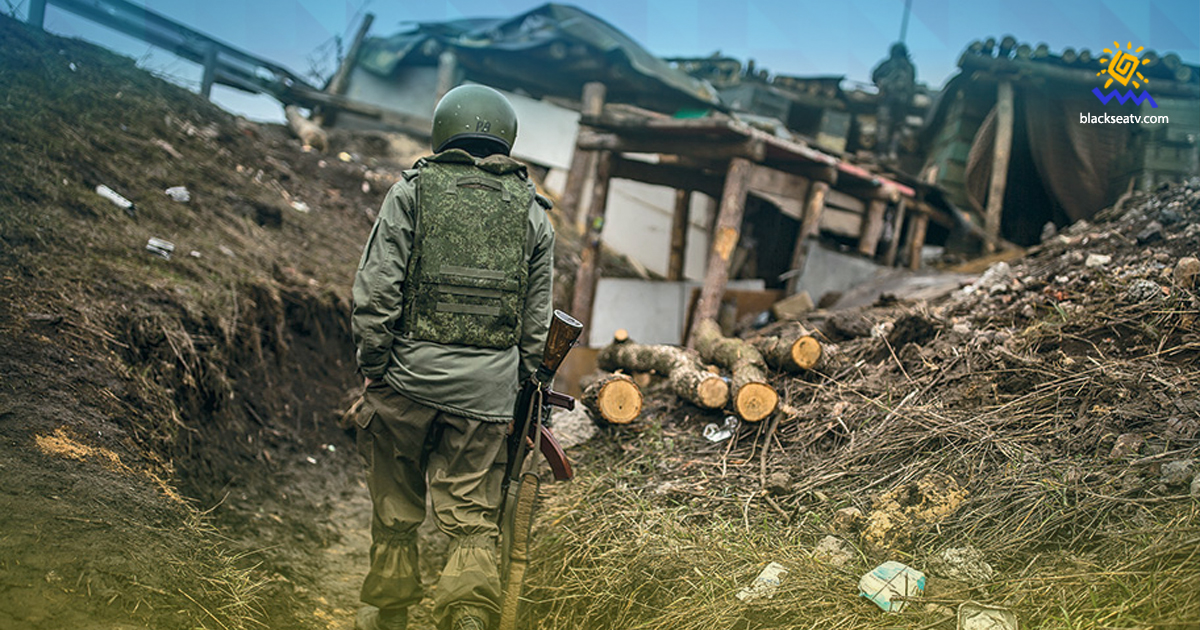 Окупанти на Донбасі посилюють обладнання передових позицій, – ГУР