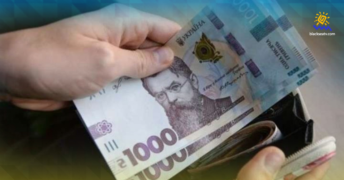 Минэкономики заявило о росте средней зарплаты в Украине за год