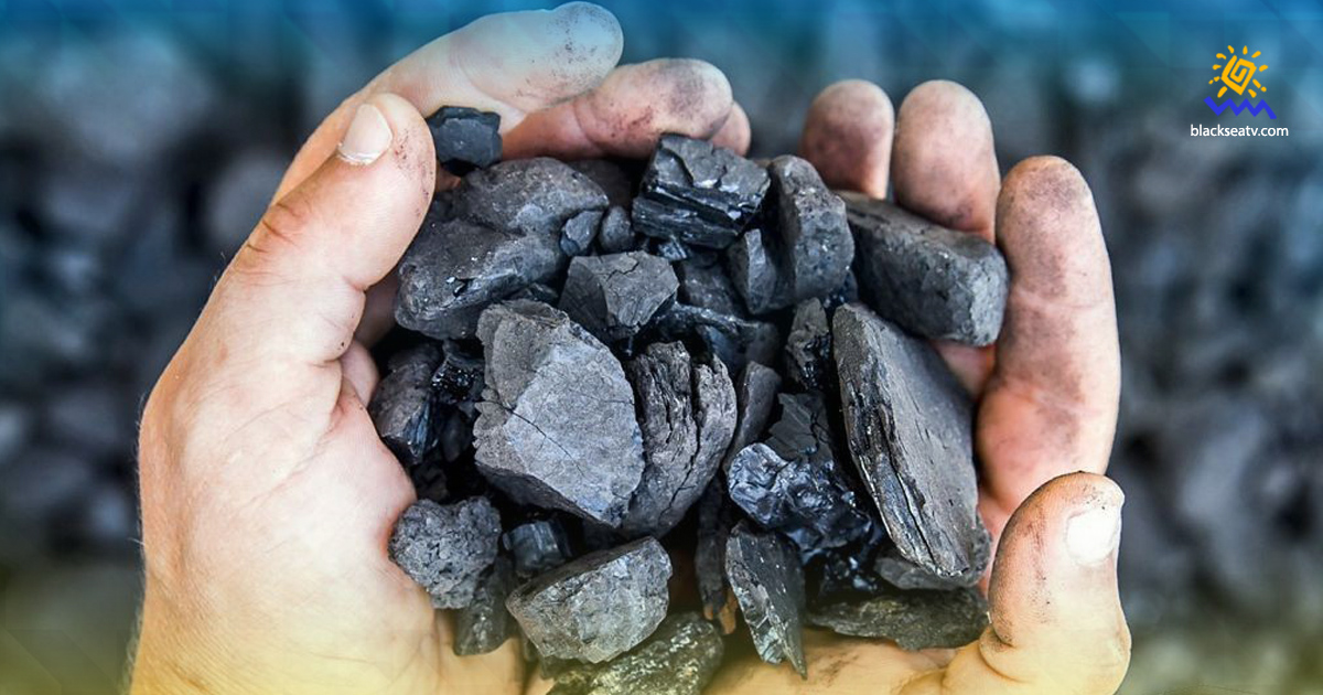 У «ДНР» окупанти планують припинити видачу безкоштовного вугілля пенсіонерам-шахтарям