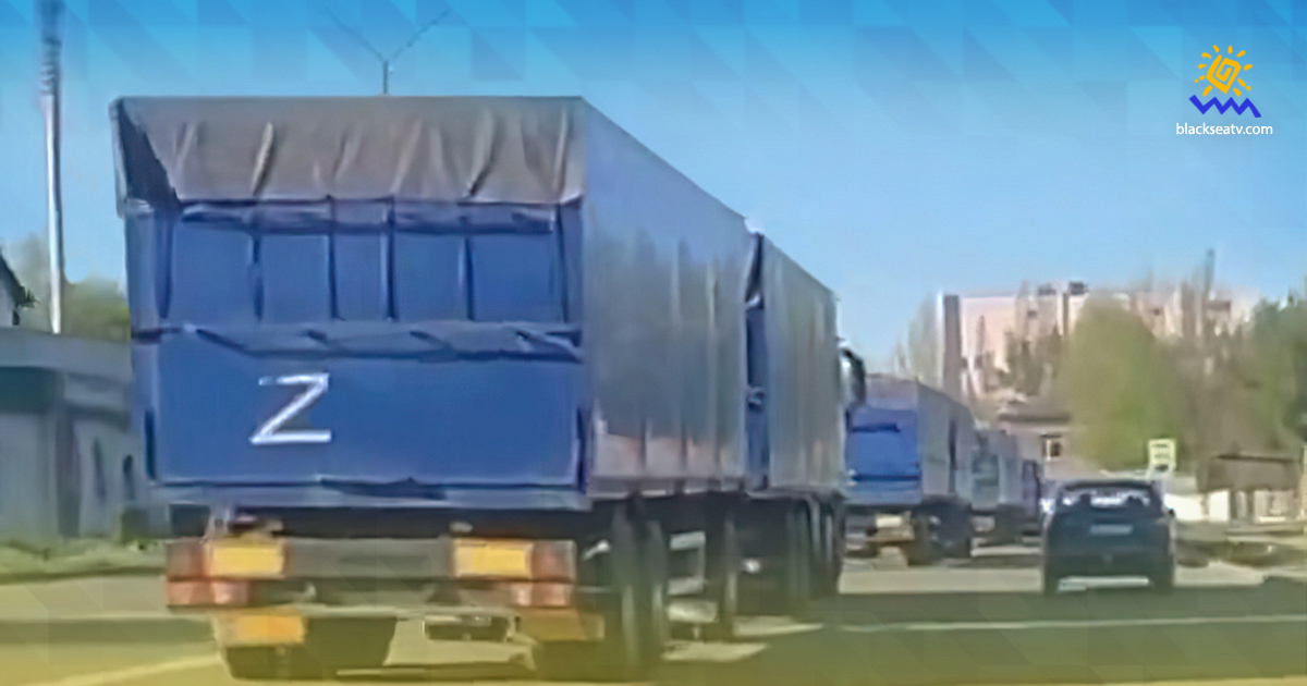 В Крыму возникли километровые пробки из грузовиков с похищенным в Украине продовольствием